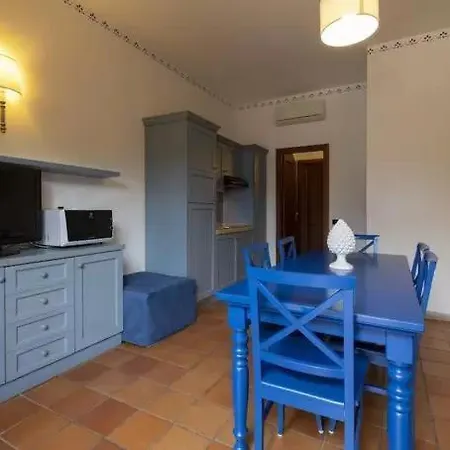 מלון דירות All'interno Del Villaggio Cala Mancina *
